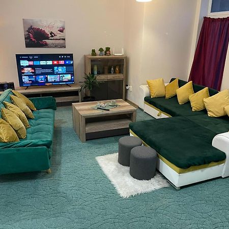 Velky Apartman Bratislava Eksteriør bilde
