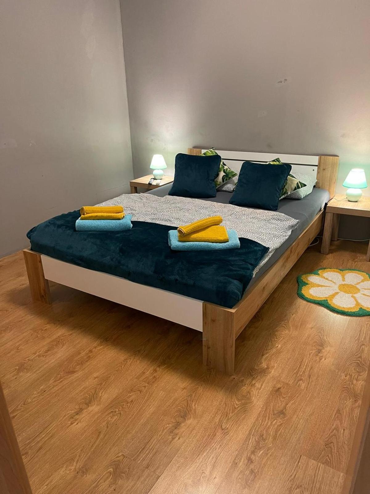 Velky Apartman Bratislava Eksteriør bilde