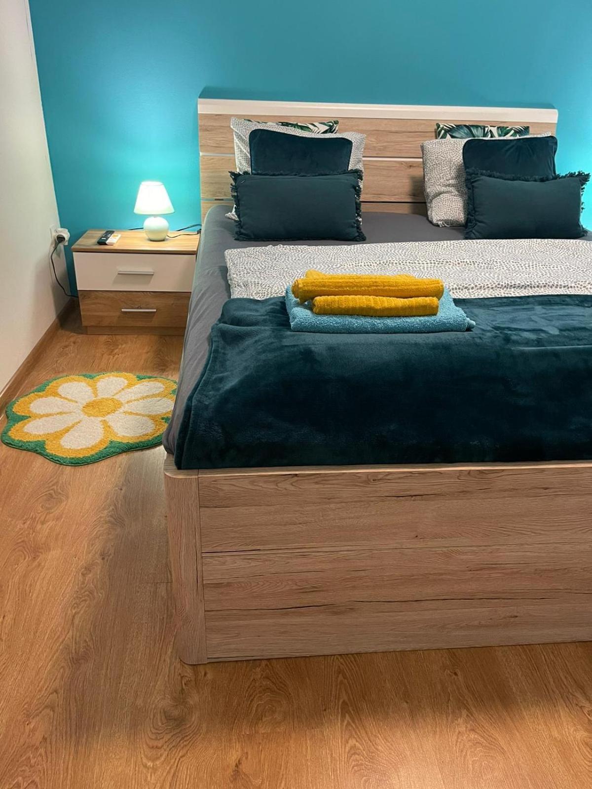 Velky Apartman Bratislava Eksteriør bilde