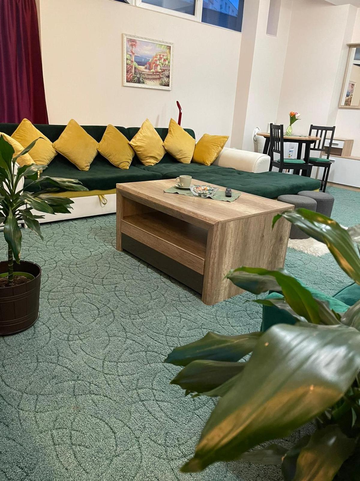 Velky Apartman Bratislava Eksteriør bilde