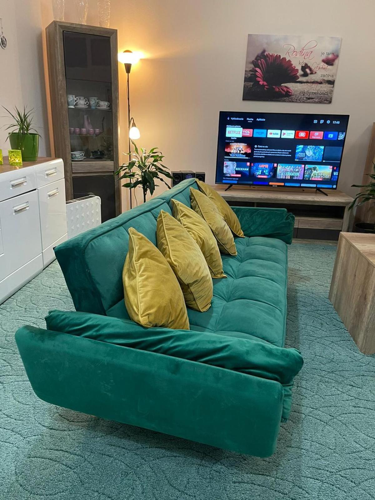 Velky Apartman Bratislava Eksteriør bilde